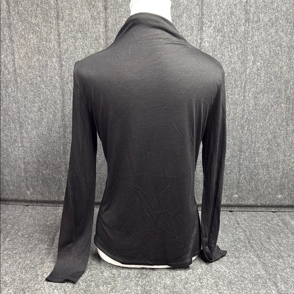 Banana Republic Black Fitted Long Sleeve Tee - Picture 4 of 5